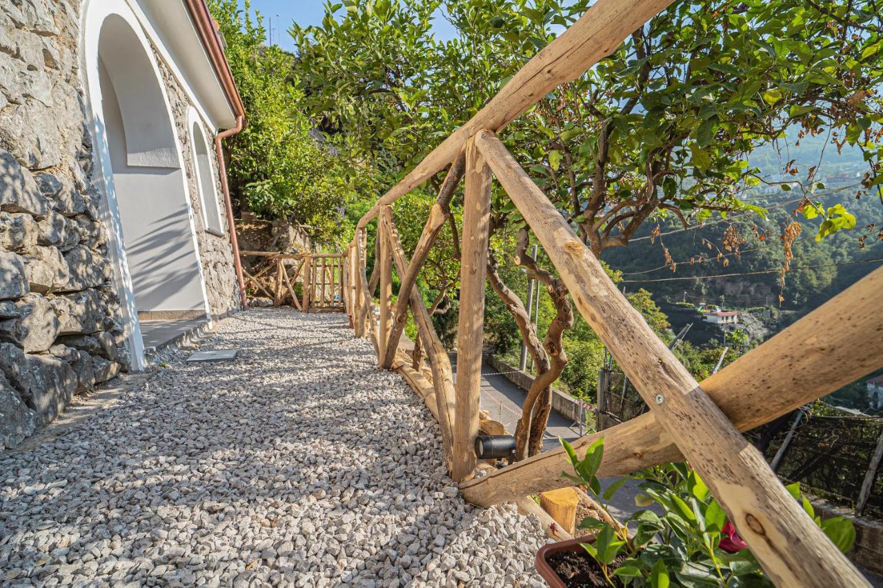 Tra Sole E Limoni Apartments Tramonti Eksteriør billede